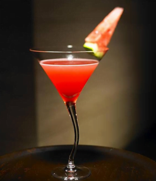 在家也可以調(diào)的六款雞尾酒，在家就能喝上雞尾酒不用出門了